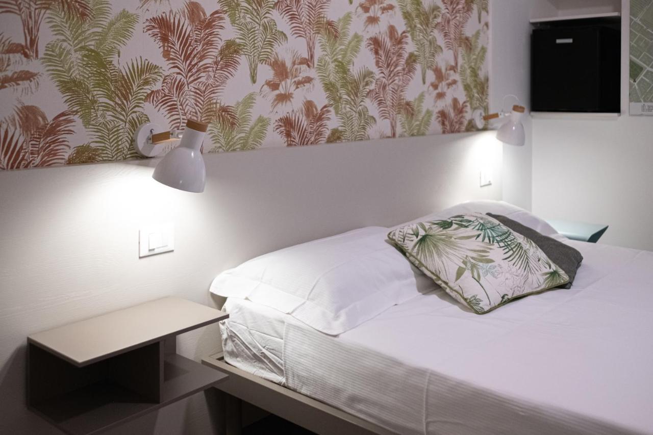 Lele Rooms San Lorenzo Rome Bagian luar foto