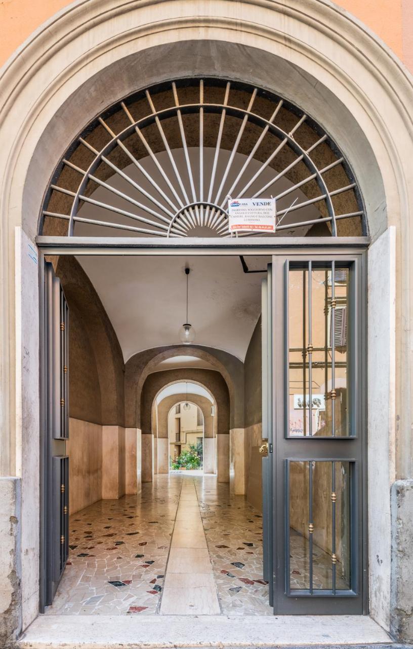 Lele Rooms San Lorenzo Rome Bagian luar foto